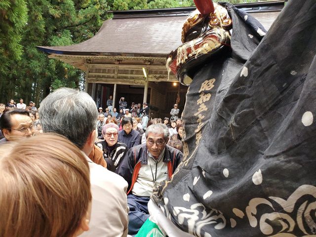 天下一品の獅子舞いです。_瑞龍院