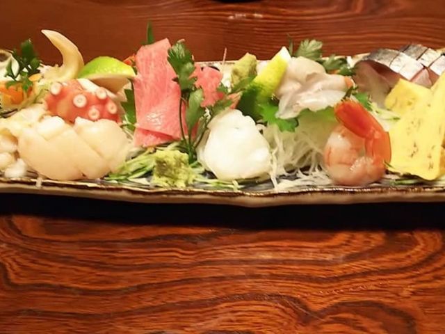 刺身盛り合わせ_潮寿司
