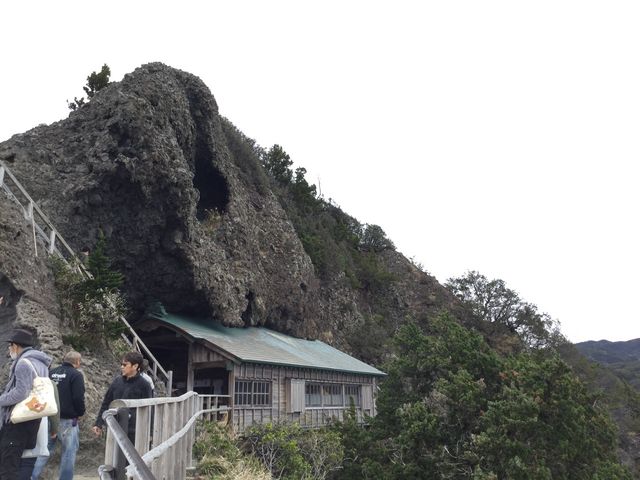 石室(いろ)神社_熊野神社