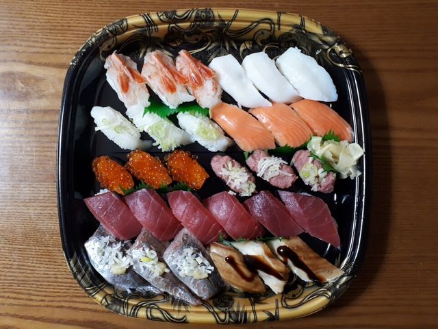 みやびの3人前(30貫)_小僧寿し 中津店