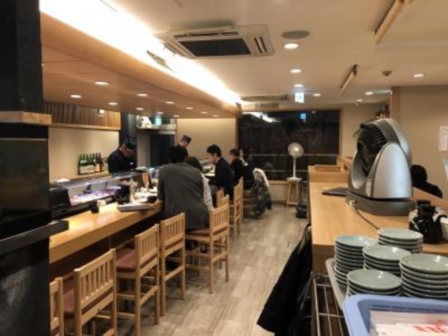 店内_三寿司 本店