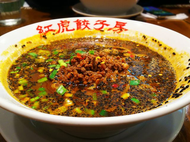 黒担々麺_紅虎菜舗 佐野プレミアムアウトレット店