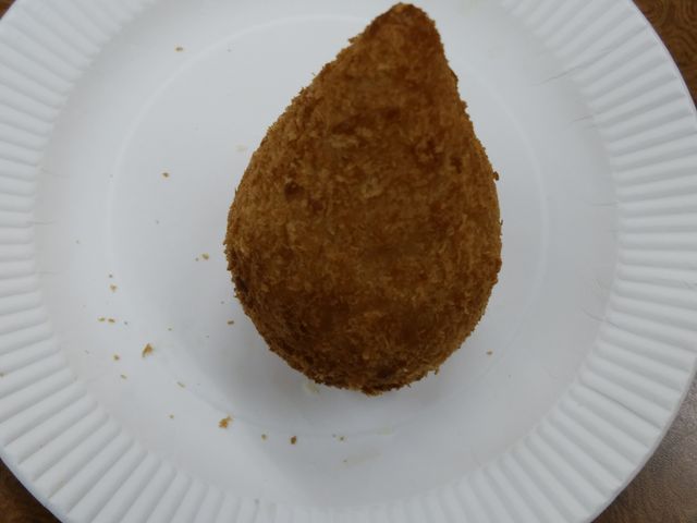 チキンコロッケ・150円_大須名物 鶏の丸焼きのお店 OSSO BRASIL オッソブラジル