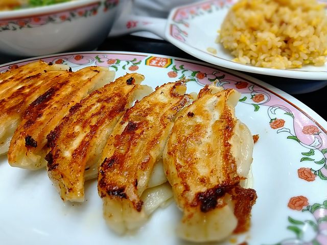 王将名物 焼き餃子_餃子の王将 花見川店