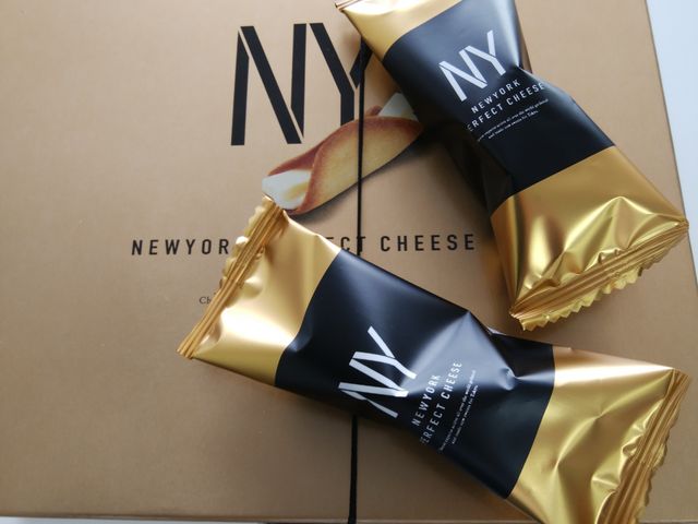 個装されています_NEWYORK PERFECT CHEESE