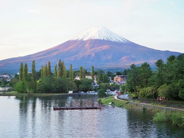 河口湖大橋からの富士山_富士山(山梨県鳴沢村)