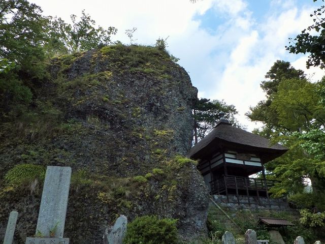 長楽寺の姨石・観音堂_姨捨