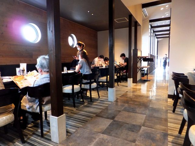 店内の様子_港屋珈琲 名張店