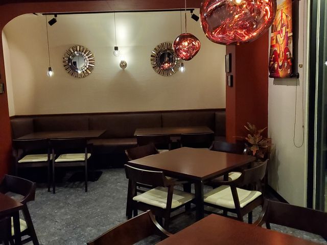 内装。落ち着いたお洒落な雰囲気です。_DESTINO51