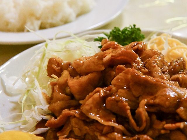 バラホル1.5+ライス_カレーヤ食堂