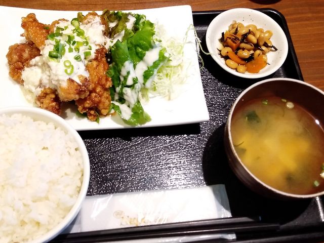 チキン南蛮定食・800円_くわ屋食堂