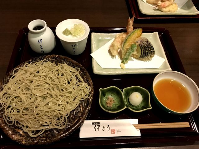 はい、ダブル撮りです。_蕎麦 伊とう