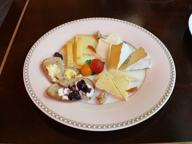農場チーズの盛り合わせ_共同学舎新得農場