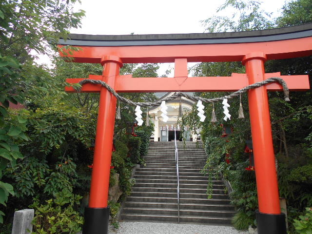 二川伏見稲荷