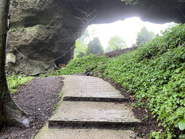 岩屋_上色見熊野座神社