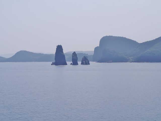 三郎岩