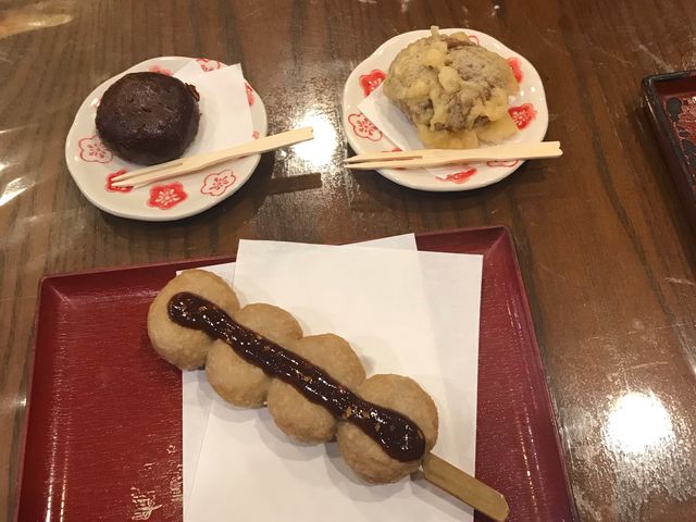 そば粉団子の特製味噌。かりんとまんじゅう。天麩羅まんじゅう。どれも美味しく頂きました!_十割そば 大善