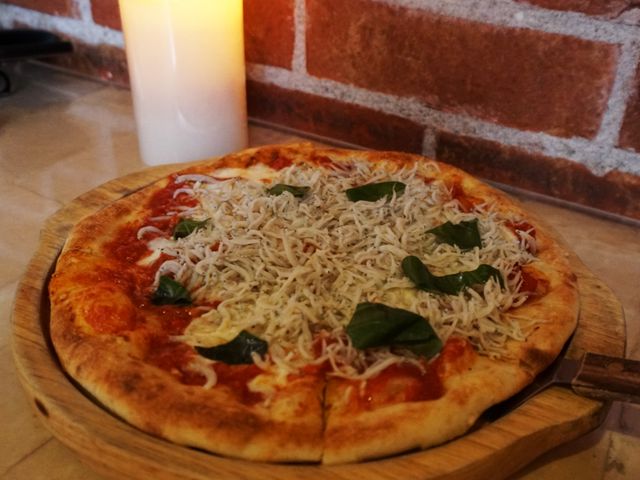 シラスのピッツァ_イルキャンティ カフェ iL CHIANTI CAFE 江の島
