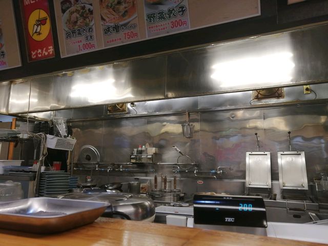 厨房_どさん子湯沢店