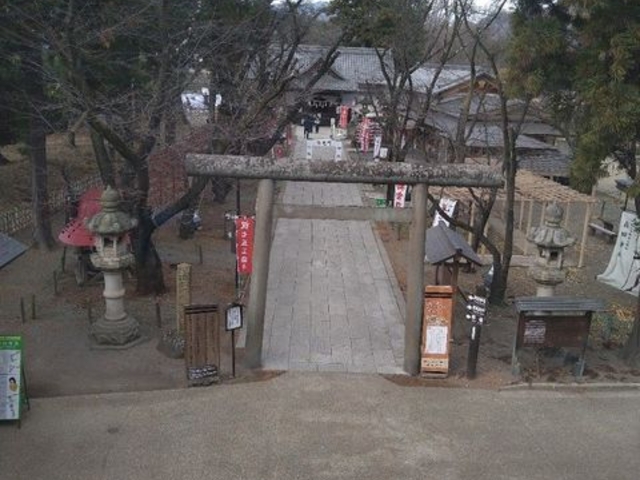 櫓から見た真田神社_上田城跡