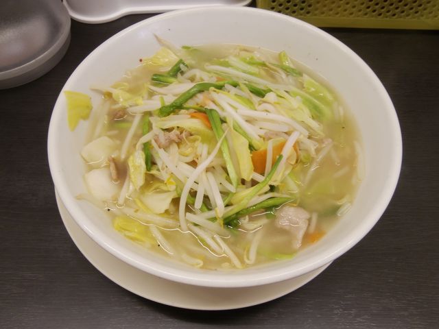 塩味スープぎとても美味しいタンメンです。_中華そば日高屋神田西口店