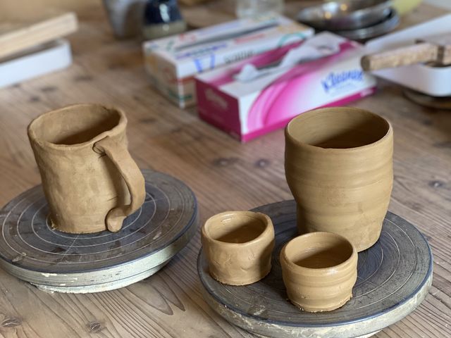 制作したマグカップ、ぐい呑み2つ、湯呑_糸島〜陶芸体験itonowa