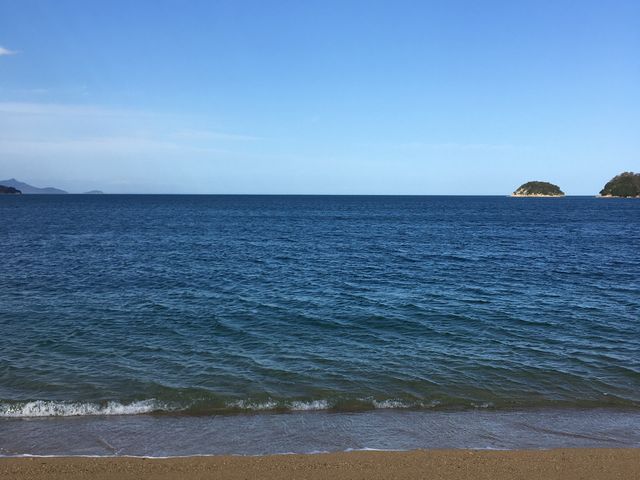 空と海の青さに感動!_津田の松原 海水浴場