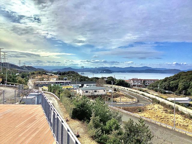 展望台からの眺めです_淡路島南パーキング上り