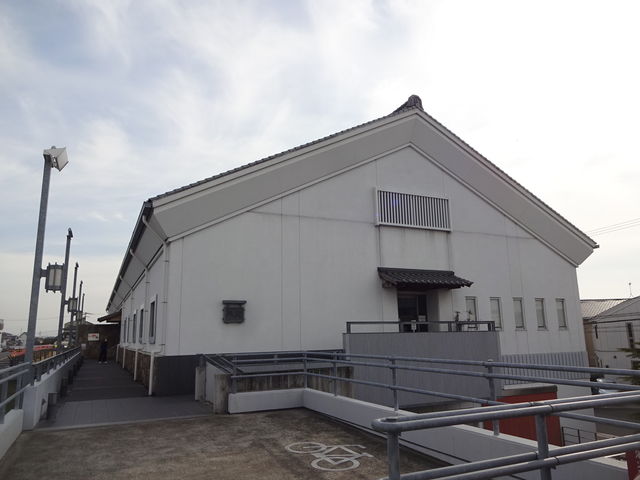 お店の外観_一鶴・土器川店