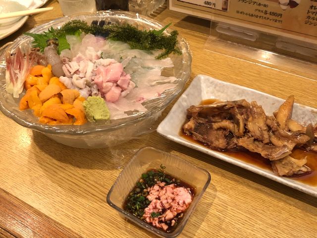 カワハギの半身刺身と煮魚_魚っ魚家