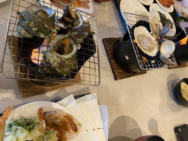 サザエは予め切ってあり食べやすい_味覚と眺望の宿 ホテル南海荘