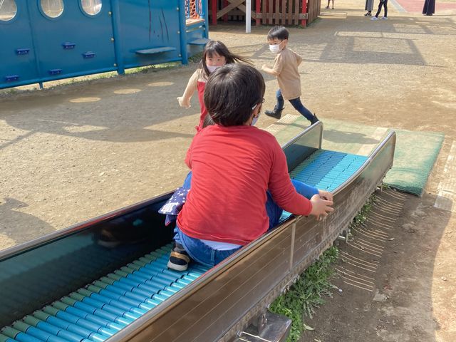 子供達お気に入りのローラー滑り台_浦安市運動公園