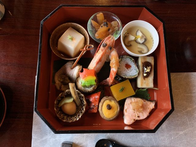 八寸が綺麗で上品_松籟庵