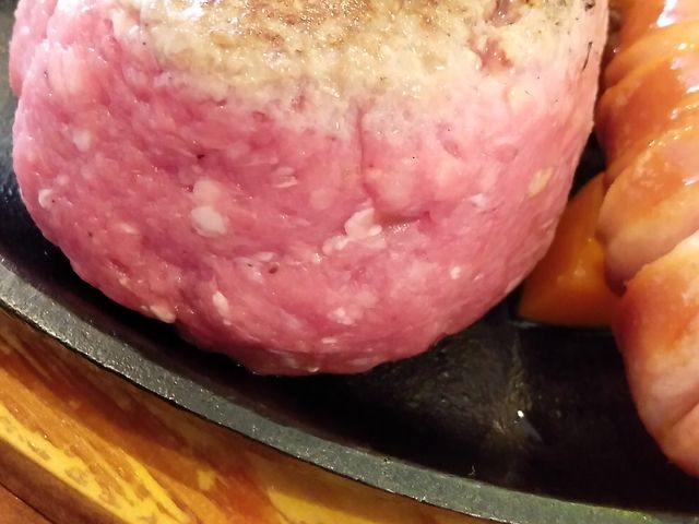 挽肉塊_EKINAN酒場 ジョニーとスミス