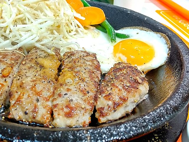最後まで熱々!100%ビーフハンバーグ 目玉焼き付き_ペッパーランチ八戸店