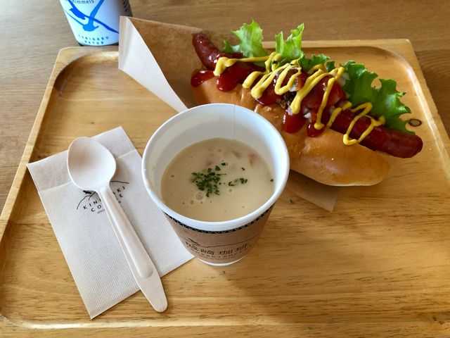 但馬牛のホットドッグ、クラムチャウダー_みはらしカフェ茶屋