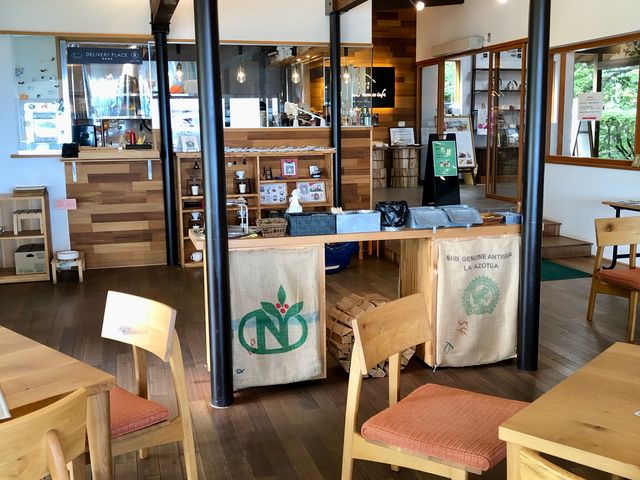 みはらしカフェ茶屋の店内_みはらしカフェ茶屋
