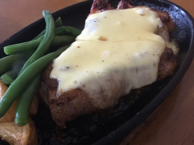 チーズポークステーキ_とんかつ ステーキ 篠