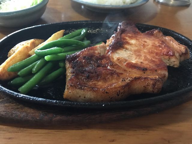 ポークステーキ_とんかつ ステーキ 篠