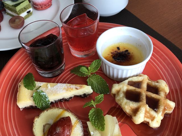 デザートは少なめです_メルキュール札幌