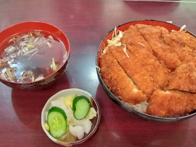 ソースかつ丼(ロース)_よしのや食堂