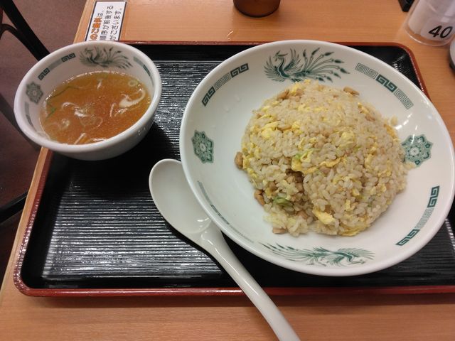 シンプルなチャーハン、やっぱりおいしいです。_熱烈 中華食堂 日高屋 西葛西北口店