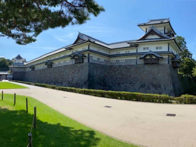 河北門そばから_金沢城 五十間長屋