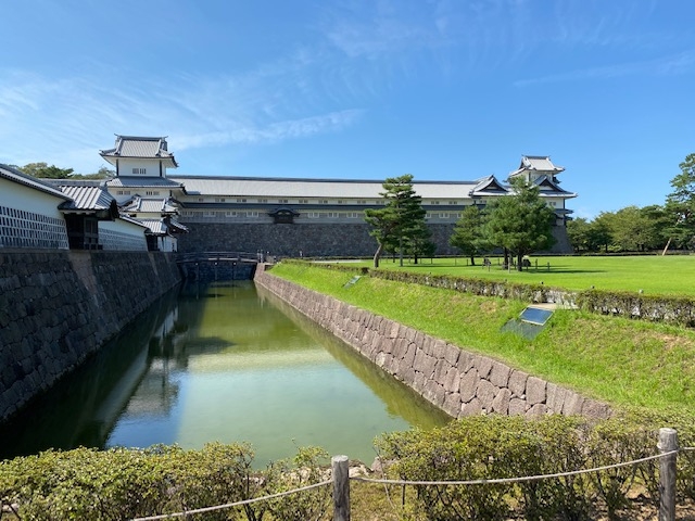 石川門側から_金沢城 五十間長屋