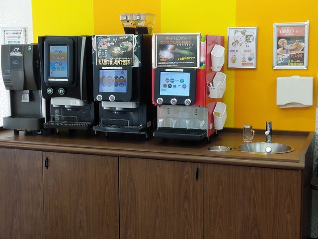 ドリンクバー_まねきねこ金沢諸江店