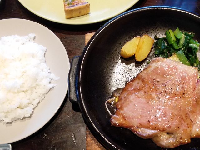朝霧ポークトンテキ_アジア洋食厨房