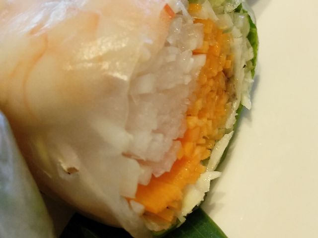 エビプリプリ生春巻き_アジア洋食厨房