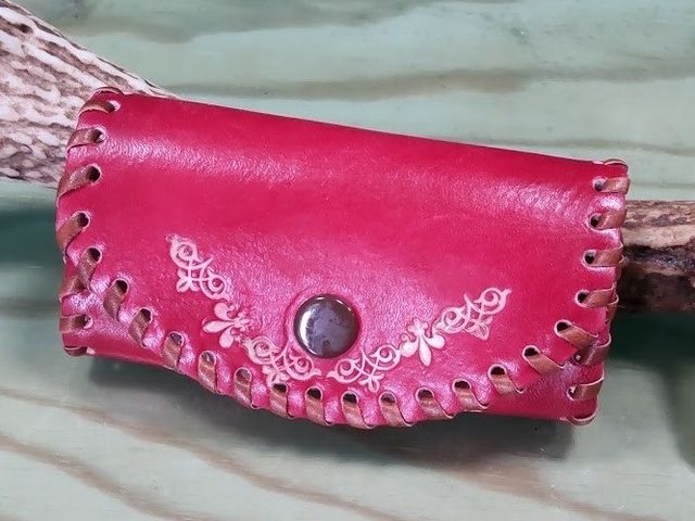 乾く前に色を重ね塗りしました。_Soul Leather 革魂