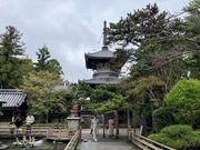 すみっこさんの霊山寺 多宝塔の投稿写真1