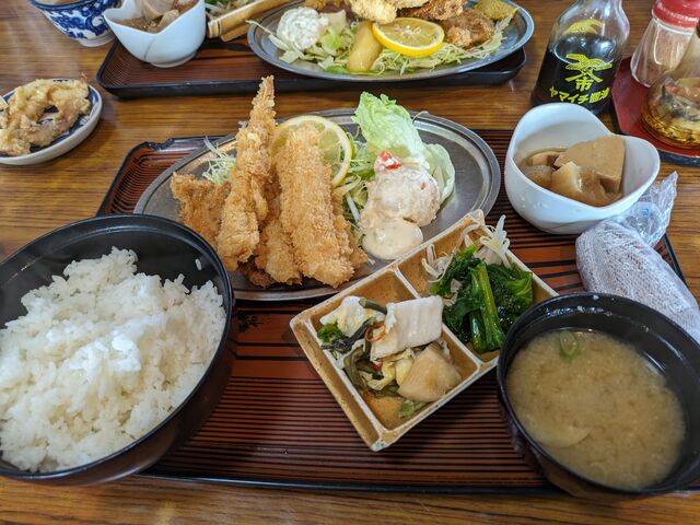昼定食_ドライブイン八千代